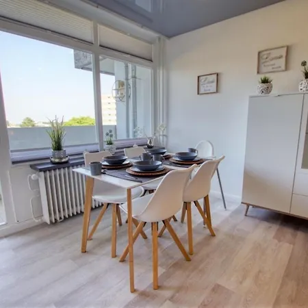 Lejlighed - Haus L, App 0l0210 *